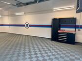 Foto - Oldtimer PKW Garage mit 10 Stellplätze und 160qm Oldtimergarage