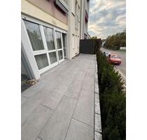 Schöne 80qm Erdgeschosswohnung in Böblingen - Küche, Terrasse, TG
