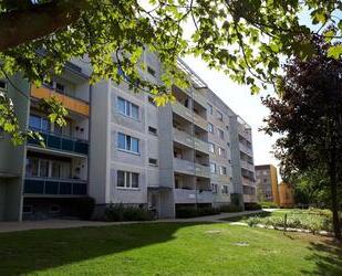 4R-Wohnung mit Balkon - 350,00&nbsp;EUR Kaltmiete, ca.&nbsp; 76,47&nbsp;m&sup2; in Stavenhagen (PLZ: 17153)