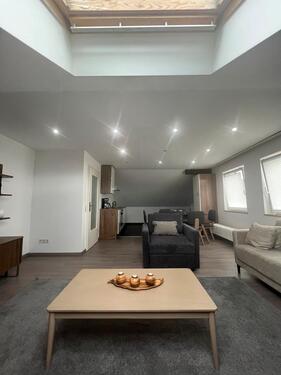 Foto - Helle Dachgeschosswohnung - 1.000,00 EUR Kaltmiete,