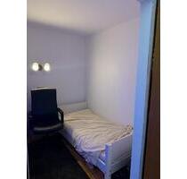 Zimmer zu vermieten - 550,00&nbsp;EUR Kaltmiete, ca.&nbsp; 12,00&nbsp;m&sup2; in Augsburg (PLZ: 86161) Universitätsviertel