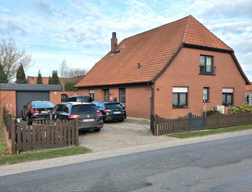 Foto - Freistehendes Einfamilienhaus zu verkaufen