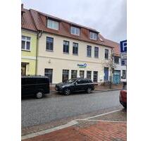 Vermiete ab 1.12.2025 Neu gemalerte 2-Raumw. im Zentrum von Röbel - Röbel/Müritz