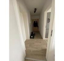 Wohnen - 01. OG - links - Friedrich-Engels-Straße 3 - Brandenburg an der Havel