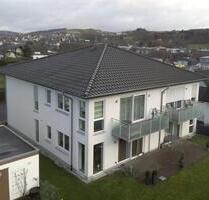 Helle 3 Zimmer Wohnung m. Balkon, Garage + Erdwärme - Olpe