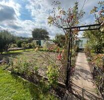 Garten mit Massivhaus - 4.000,00 EUR Kaltmiete, ca.  0,00 m² in Rostock (PLZ: 18109) Groß-Klein