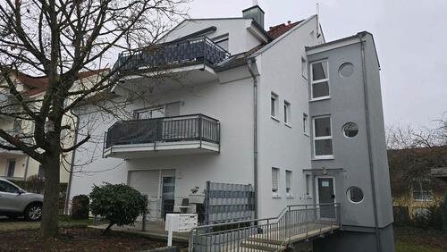 Foto - Gemütliche 2 Zi-DG Wohnung mit Dachspitz, TG, Balk. Bad Rappenau