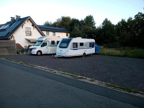 Foto - Wohnmobil Wohnwagenstellplätze - 40,00 EUR Miete,