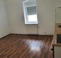 1 Zimmer Wohnung - 500,00 EUR Kaltmiete, in Östringen (PLZ: 76684)