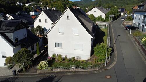 Foto - Mehrfamilienhaus - 249.000,00&nbsp;EUR Kaufpreis, ca.&nbsp; 157,00&nbsp;m&sup2;