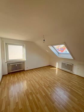 Foto - Dachgeschoßwohnung in Stuttgart zur Miete