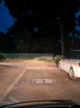 Foto - Pkw Stellplatz zu vermieten siehe Foto Verfügbar ab den 01.10.25
