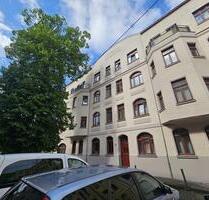 Ansprechende 2-Zimmerwohnung mit Einbauküche|Innenhofbalkon|Tageslichtbad mit Wanne|Abstellraum - Magdeburg Leipziger Straße