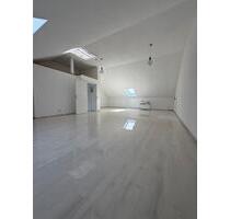 Helle, moderne 4-Zimmer-Maisonettewohnung mit 160m2 mieten - Sasbach
