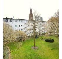 Ruhige 2 12 Wohnung direkt im Citycenter mit Blick aufs Grüne - Bremerhaven Mitte