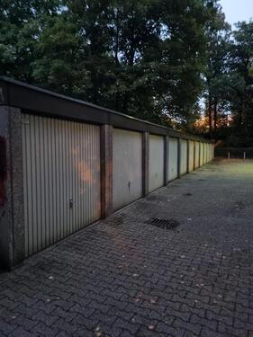 Foto - Garage direkt am Bahnhof in Köln Mülheim