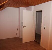 Charmante 3-Zimmer-DG-Whg in GD West – modern und ruhig - Schwäbisch Gmünd