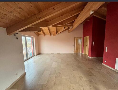 Foto - 3 Zimmer Dachgeschoßwohnung zur Miete in Lauterhofen