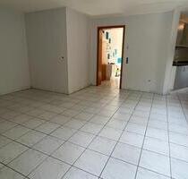 Attraktive 1,5-ZKB Souterrain Wohnung mit Terrasse in Ilvesheim