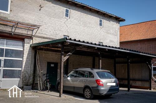 Foto - Ein Carportstellplatz zu vermieten