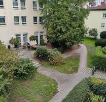 Top Möblierte 2-Zi-Wohnung direkt an der U Bahn, ruhig und grün - Fürth Altstadt