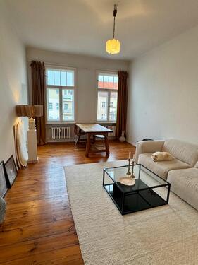 Foto - Schöne Altbauwohnung ab Dezember in MoabitCharlottenburg