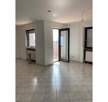 Gut eingeteilt. Helle Wohnung mit Balkon ab 1. Juni. 26 - Friedrichsthal