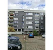 Schicke Wohnung mit Balkon u. Tiefgaragenplatz in Erkrath - Geldern