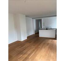 Schöne helle 2 Zimmerwohnung - 1.160,00&nbsp;EUR Kaltmiete, ca.&nbsp; 72,50&nbsp;m&sup2; in Offenbach am Main (PLZ: 63071) Bieberer Berg