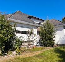 Herford Nähe Stiftberg-Zweifamilienhaus m. Einliegerwohnung