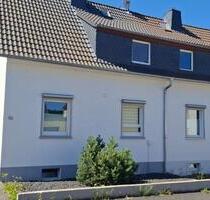 Freistehendes Einfamilienhaus mit Doppelgarage und großem Garten - Limburg an der Lahn Linter