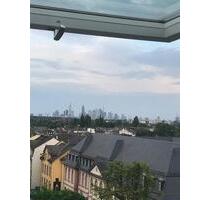 Hochwertige 3-Zi-Maisonette nahe Main mit Skyline-Blick - Frankfurt am Main Unterliederbach
