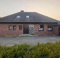 Einfamilienhaus Sulingen, Zentrumsnah und seltene Feldrandlage