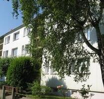 Schöne 3 Raum Wohnung mit Balkon in begrünter Wohngegend im Flemminger Weg 69 Naumburg (Saale)