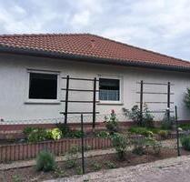 Ruhiges Wohnen auf dem Land - EFH auf schönem Grundstück - Wallhausen