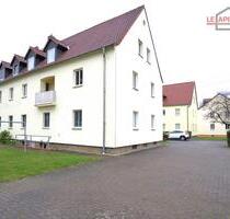 GEMÜTLICHE 3,5-RWG M. SEP. KÜCHE, TAGELICHTBAD UND BALKON IN RUHIGER SOWIE GRÜNER LAGE VON BÖHLEN