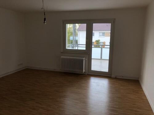 Foto - Attraktive 3-Zimmer-Wohnung im 2. OG mit Balkon und Tageslichtbad