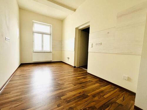 Foto - Sanierte 3 Raum Wohnung mit zentraler Lage in Schleiz