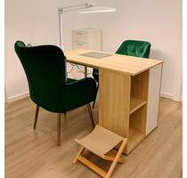 Maniküre-Arbeitsplatz zur Miete in Hamburg