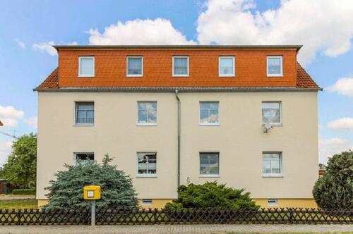 Foto - 4-Zimmer Erdgeschosswohnung in Arnstadt mit Garten und Garage
