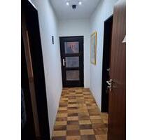 Voll möbliertes Souterrain-Apartment in Neusäß Steppach
