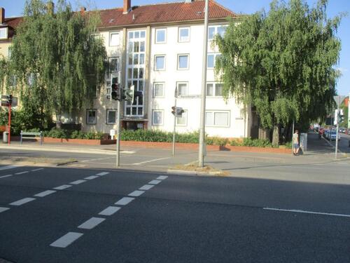 Foto - Nahe Uni. Helle 2 Zi. Kü. m. EinbaukücheBadBalk. 61qm