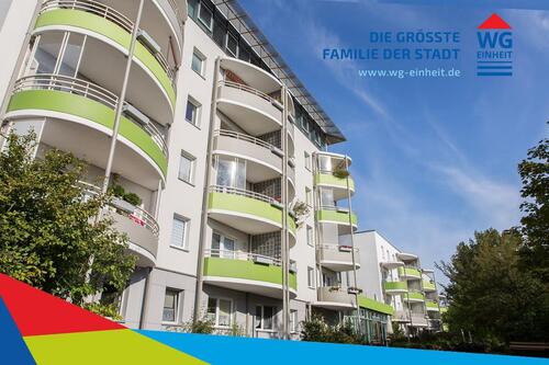 Foto - 2 Zimmer, großer sonniger Balkon und Tageslichtküche