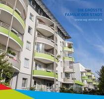 2 Zimmer, großer sonniger Balkon und Tageslichtküche - Chemnitz Klaffenbach