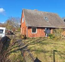 Schöne renovierte Doppelhaushälfte in Bad Oldesloe zu vermieten