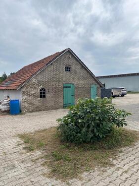 Foto - Vermietung Lagerplatz - 250,00&nbsp;EUR Kaltmiete, ca.&nbsp; 100,00&nbsp;m&sup2;