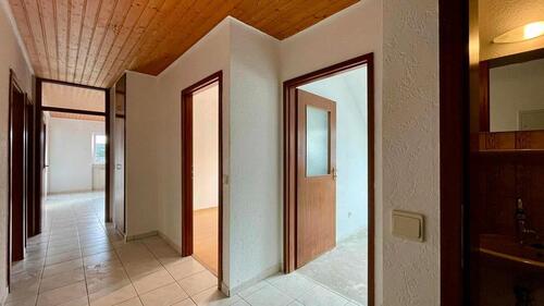 Foto - 4 Zimmer Wohnung - 1.360,00&nbsp;EUR Kaltmiete, ca.&nbsp; 90,00&nbsp;m&sup2;