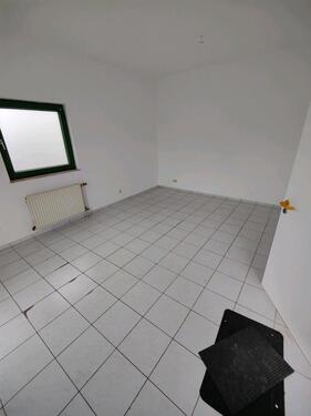Foto - Parkplatz Rodgau Dudenhofen - 100,00&nbsp;EUR Kaltmiete,