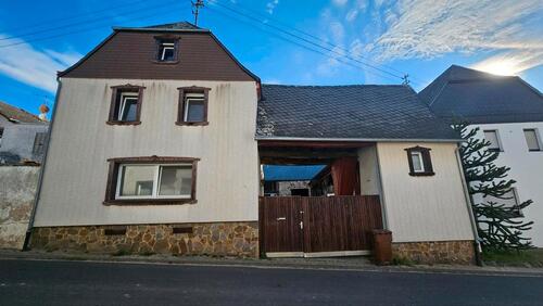 Foto - Einfamilienhaus mit Halle - 149.000,00&nbsp;EUR Kaufpreis, ca.&nbsp; 20,00&nbsp;m&sup2;&nbsp;Wohnfl&auml;che