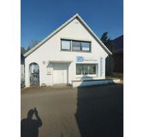 Wohn- und Geschäftshaus mit moderner Technik - Burg (Dithmarschen)